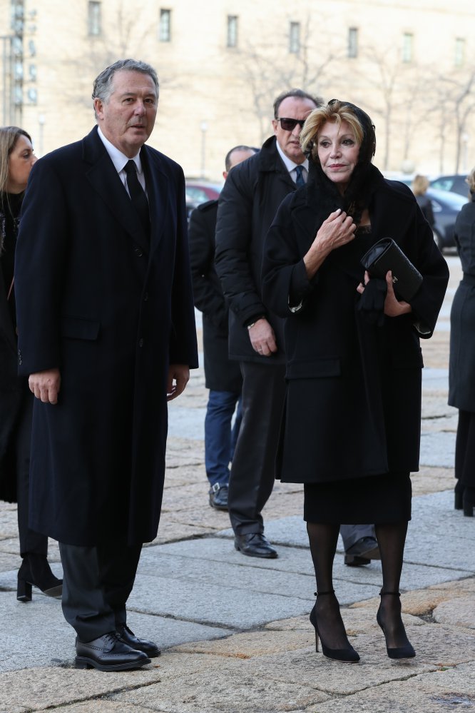La baronesa Thyssen, Carmen Cervera, junto al exministro José María Michavila.