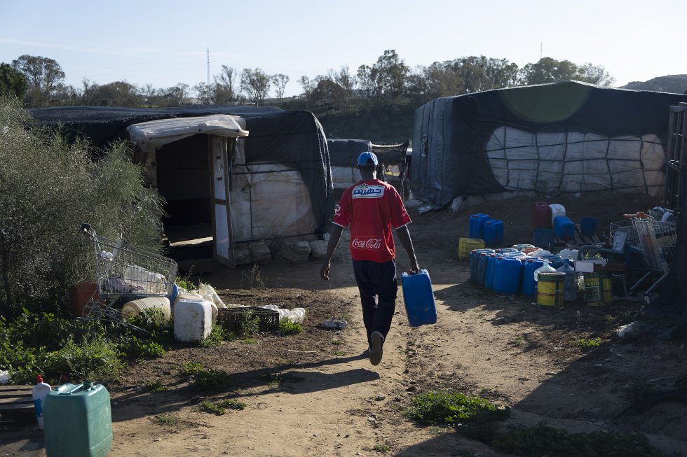 Campamento de inmigrantes en Lepe