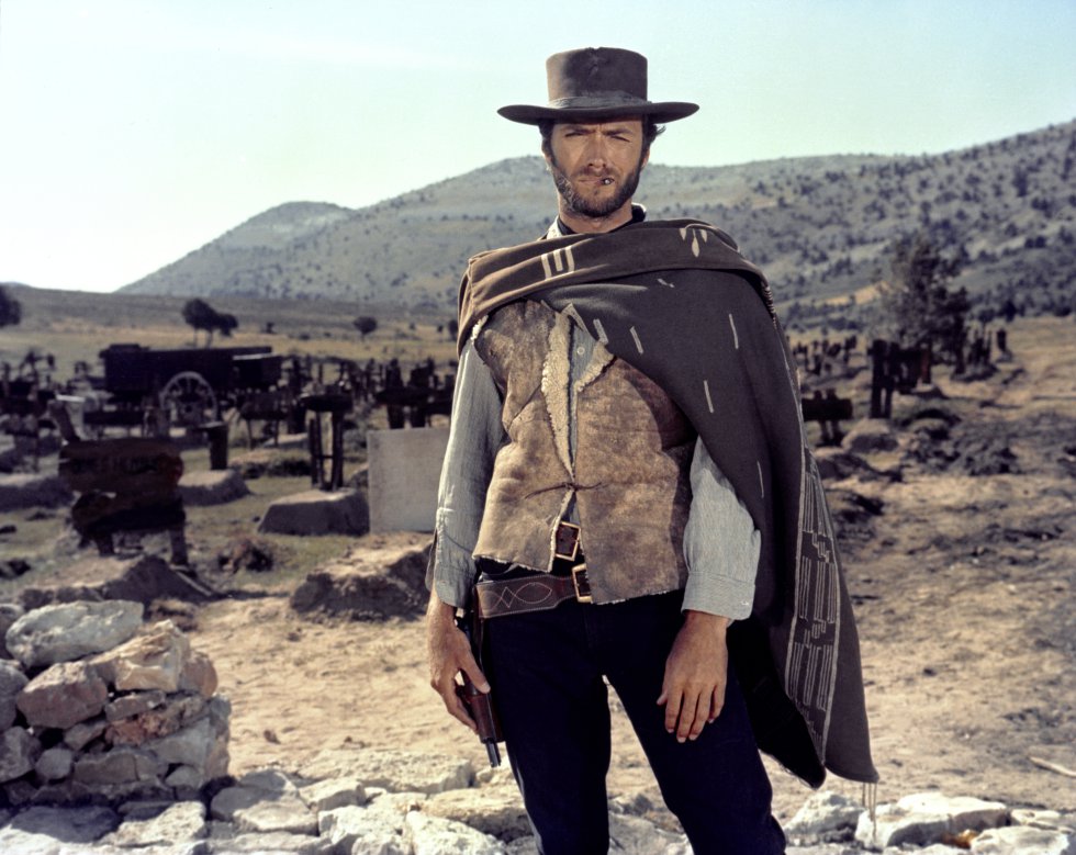 Los primeros pasos de Eastwood en el cine están estrechamente ligados a un género, el 'spaghetti-western', y a un nombre, el del genio italiano Sergio Leone. En la imagen, una escena del filme 'El bueno, el feo y el malo'.