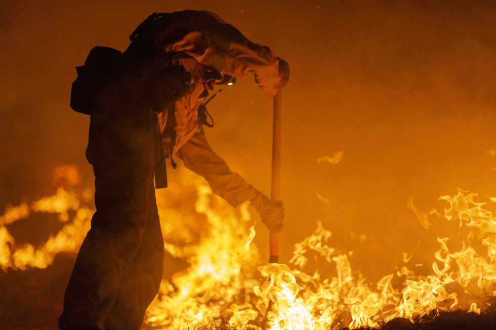 como van los incendios en california