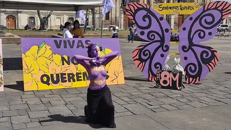 A comienzos de este año, se puso en marcha en redes sociales de Guatemala la campaña #TengoMiedo, mediante la cual las mujeres mostraron su temor a ser víctimas de violencia machista, a raíz de varios casos de asesinatos que también afectaron a niñas.