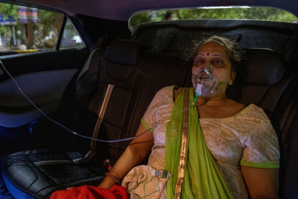 India entra en caos hospitalario tras la segunda ola de Covid