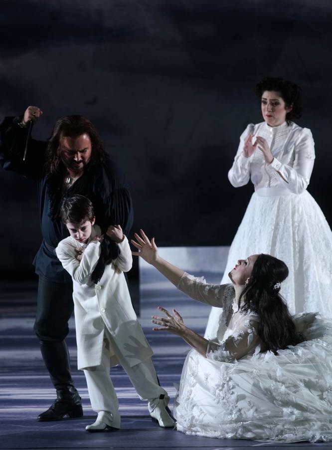 'Il pirata', de Bellini, con dirección musical de Maurizio Benini y dirección de escena de Emilio Sagi.