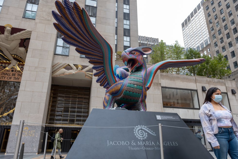 Fotos: Alebrijes mexicanos llegan al Rockefeller Center, en Nueva York |  Sociedad | EL PAÍS