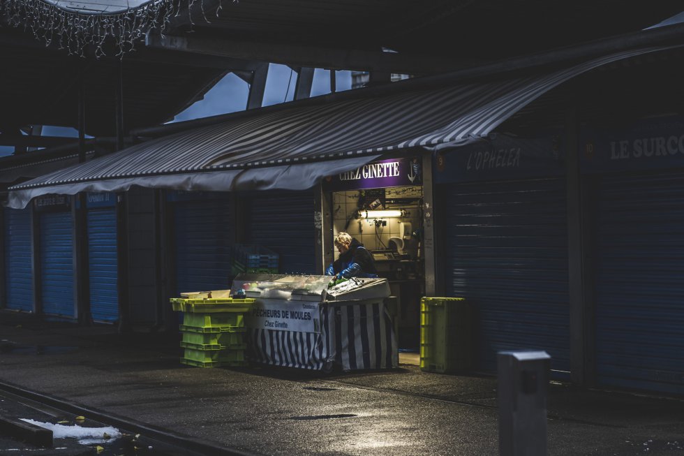 El mercado del pescado en Boulogne-sur-mer, principal puerto pesquero. El pulso por el desarrollo de la actividad pesquera eleva la tensión entre Francia y el Reino Unido.