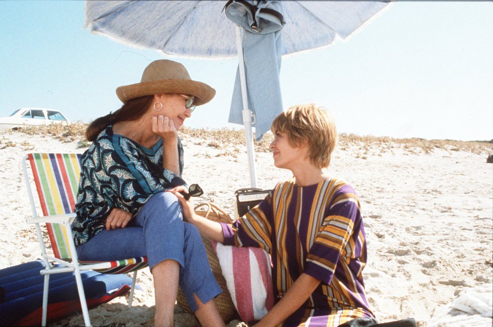 Verónica Forqué y María Adánez, protagonistas de 'El tiempo de la felicidad', película dirigida por Manuel Iborra.