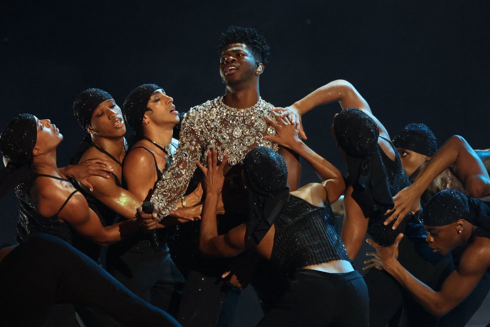 Otra de las actuaciones más aplaudidas fue la de Lil Nas X. El rapero estaba nominado a cinco premios.
