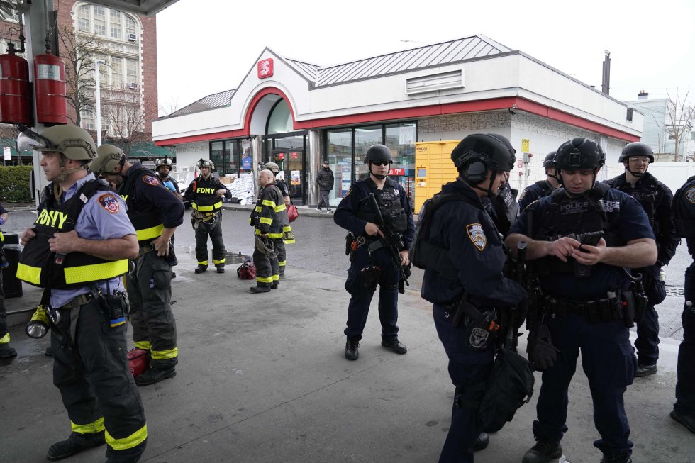 Fotos: Las Imágenes Del Tiroteo En El Metro De Nueva York | Actualidad ...