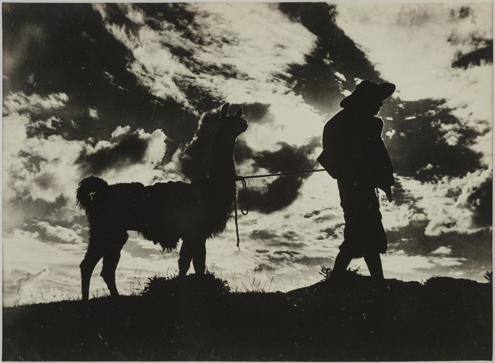 El indio y su llama, 1923. 
