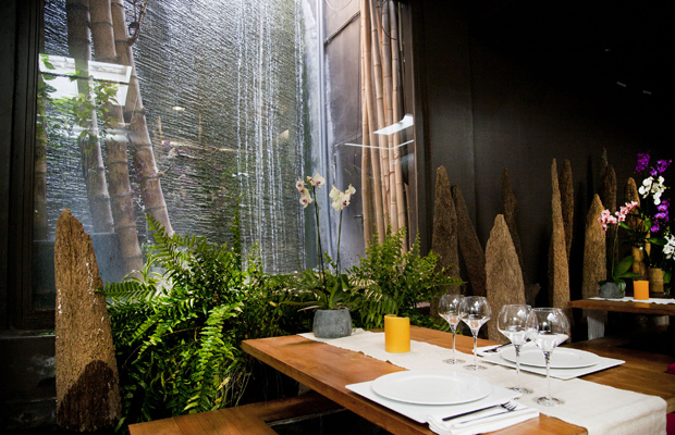 Comedor del restaurante Indochine, en Barcelona. | El Viajero | EL PAÍS Comedor del restaurante Indochine, en Barcelona. | El Viajero | EL PAÍS