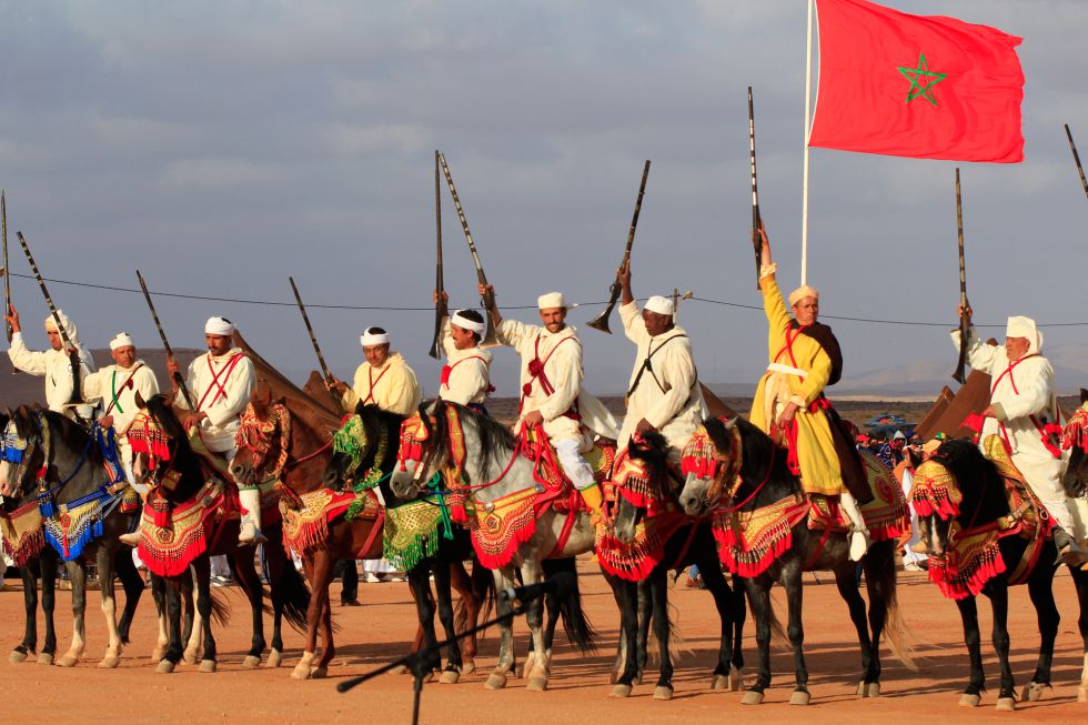 Resultado de imagen de fiesta de caballos en marruecos