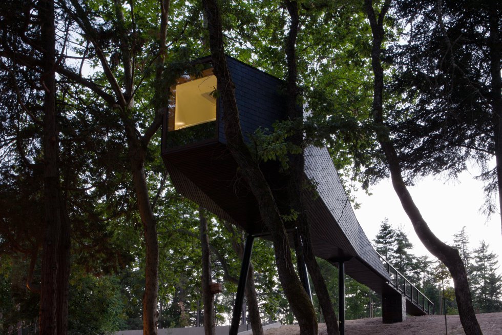 cristiano perderse Shinkan Fotos: 13 cabañas donde puedes pasar una noche en los árboles | El Viajero  | EL PAÍS