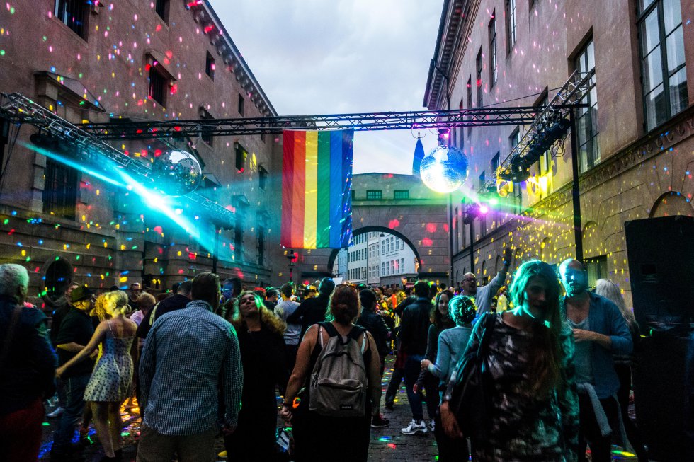 Copenhague será uma das sedes, juntamente com sua vizinha sueca, Mälmo, do World Pride 2021. Enquanto isso, concentra-se em sua Semana do Orgulho 2019, de 13 a 18 de agosto, com seu grande desfile previsto para 17 de agosto. Durante esses dias, a praça da Prefeitura, onde estará concentrada grande parte das atividades (gratuitas), é rebatizada como praça do Orgulho. Desde 2017, a celebração oferece também a possibilidade de que quem quiser se casar durante essa festa da diversidade possa fazer isso em algum lugar emblemático da capital dinamarquesa. Um ativista LGBT é o mestre de cerimônias (mais informações aqui: idocph.kk.dk)