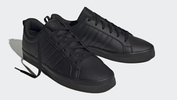 El modelo VS Pace, inspirado en el calzado para hacer 'skate', está disponible en Amazon en 16 colores.