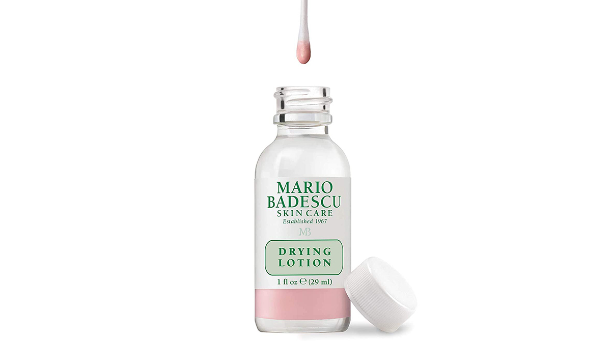 El cosmético "mágico" con el que eliminar los granitos causados por la mascarilla 