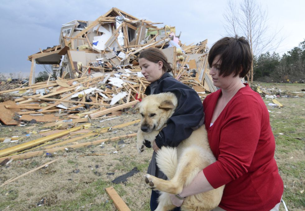 Fotos: Ola mortal de tornados en el centro de EE UU | Internacional