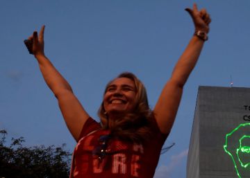 La carrera por el voto femenino en Brasil