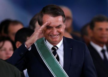 Desmentidos y giros abruptos marcan el inicio de Bolsonaro