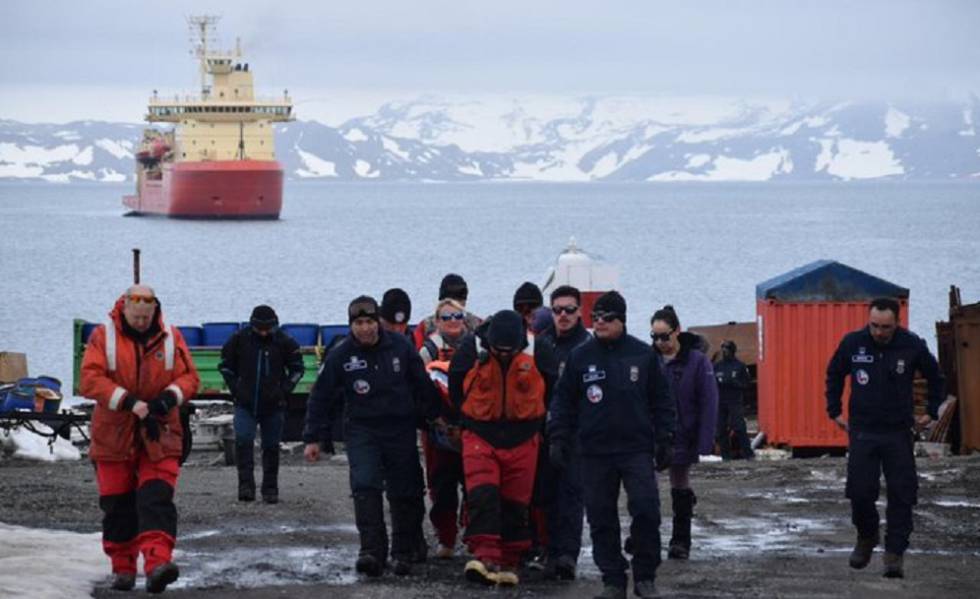 Desaparecido un avión militar chileno camino a la Antártida con 38 personas a bordo