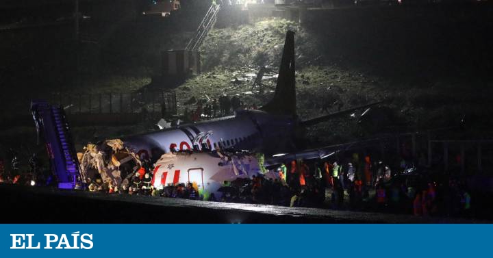 Accidente En Turquia Un Avion Se Parte En Tres Tras Salirse De La Pista En Estambul Y Deja Tres Muertos Y 180 Heridos Internacional El Pais