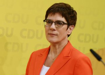 Kramp-Karrenbauer renuncia a competir para suceder a Merkel tras el escándalo de Turingia