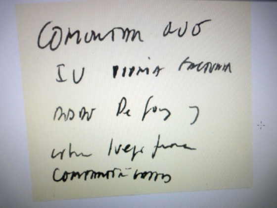 EL PÓSIT DE LA EVASIÓN. “...I U (Iñaki Urdangarin) podría facturar desde De Goes (empresa fantasma para ocultar fondos en paraísos fiscales) y cobrar luego fuera...” Es la frase casi ilegible que figura en este pósit intervenido en la documentación sobre la trama y que se halló pegado al manuscrito de construcción de la estructura fiduciaria de la evasión.