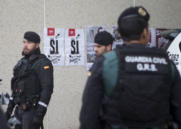 La Guardia Civil ordena a sus agentes que permanezcan en Cataluña y suspende los traslados