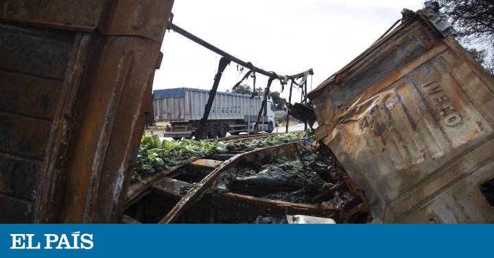 Jugarse la vida en la carretera de la muerte